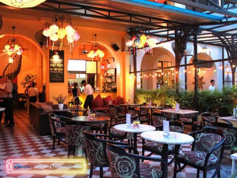 Nhà hàng Pháp lãng mạn nhất tại HCM (Sài Gòn)